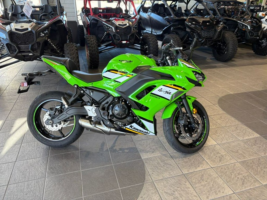 2025 Kawasaki Ninja® 650 KRT Edition ABS