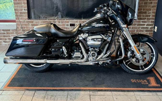 2018 Harley-Davidson Street Glide Vivid Black
