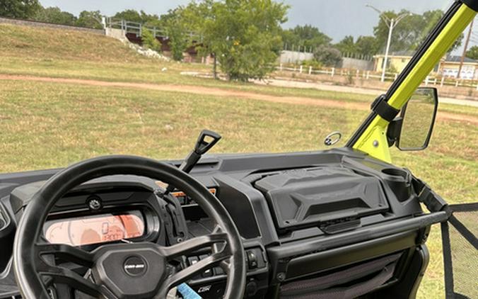 2020 Can-Am Defender X mr HD10