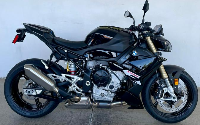 2026 BMW S 1000 R