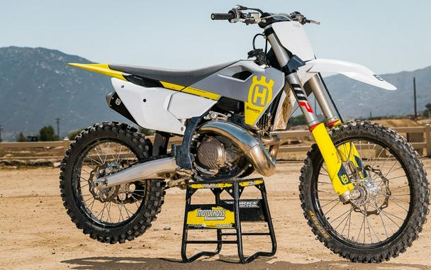 MXA’S FIRST RIDE ON THE FUEL-INJECTED 2023 HUSQVARNA TC250 TWO-STROKE