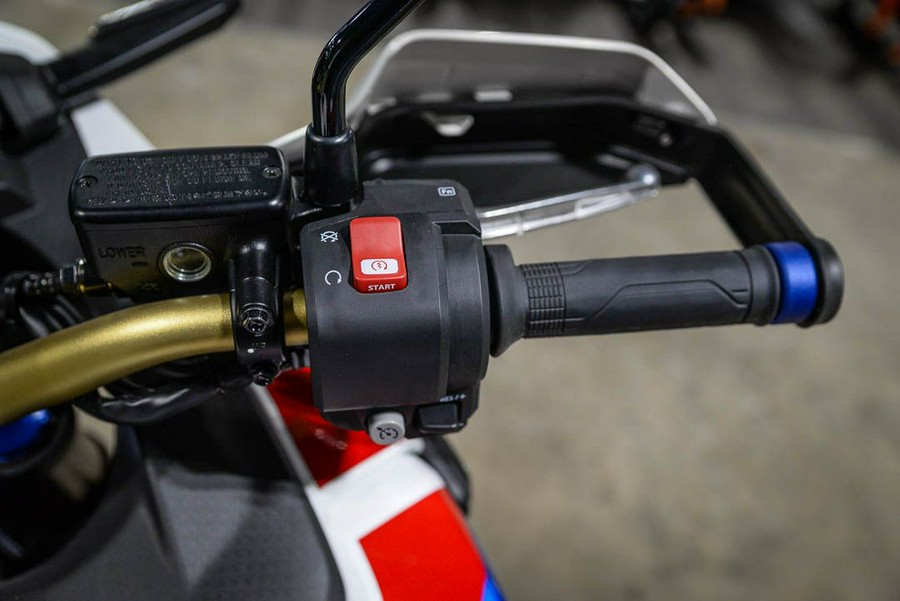 2025 Honda Africa Twin Adventure Sports ES