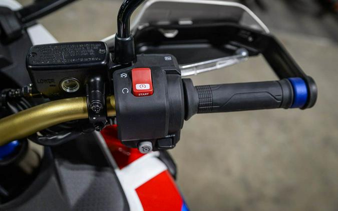 2025 Honda Africa Twin Adventure Sports ES