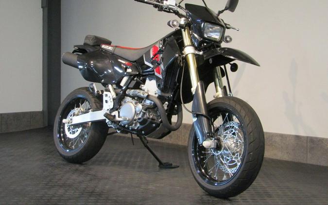 2022 Suzuki DR-Z400SM