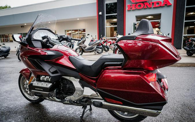 2018 Honda® Gold Wing Tour Automatic DCT Candy Ardent Red