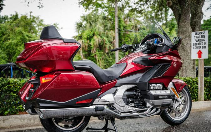 2018 Honda® Gold Wing Tour Automatic DCT Candy Ardent Red