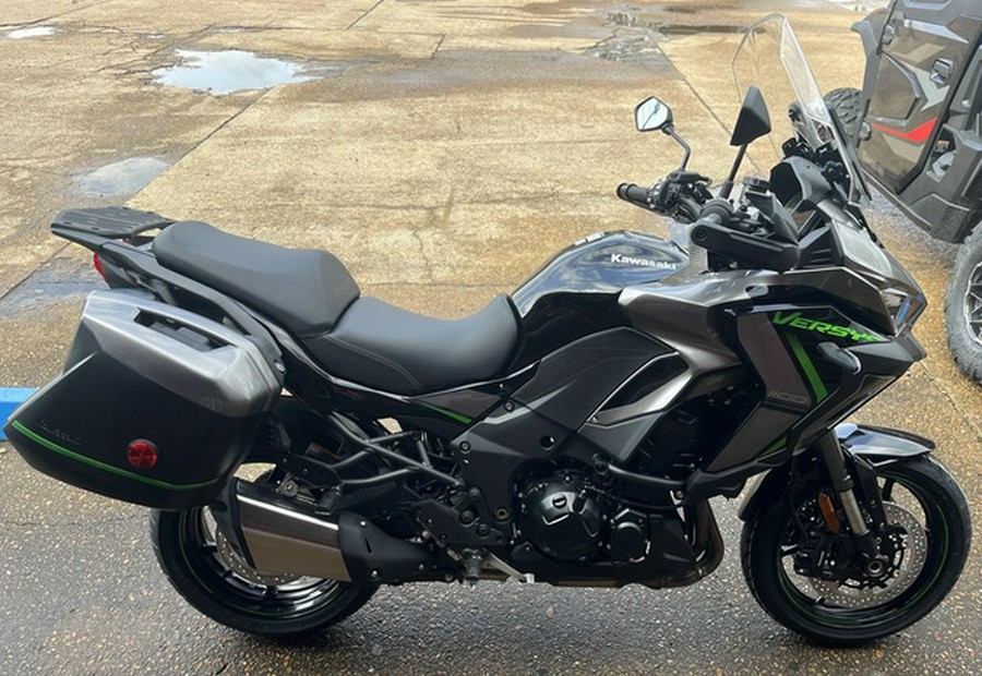 2025 Kawasaki Versys 1100 SE LT ABS