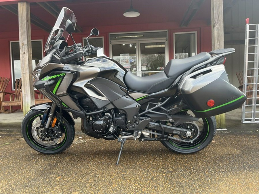 2025 Kawasaki Versys 1100 SE LT ABS
