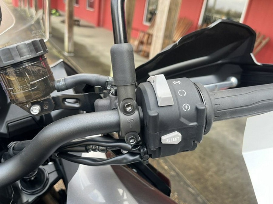 2025 Kawasaki Versys 1100 SE LT ABS