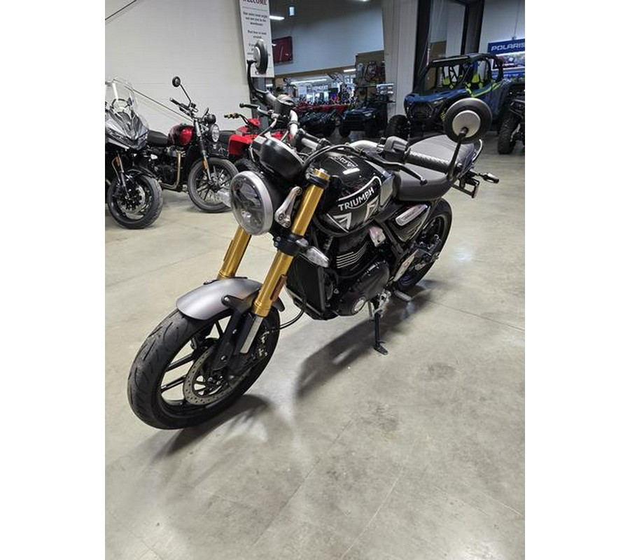 2025 Triumph Speed 400 Carnival Red / Storm Grey