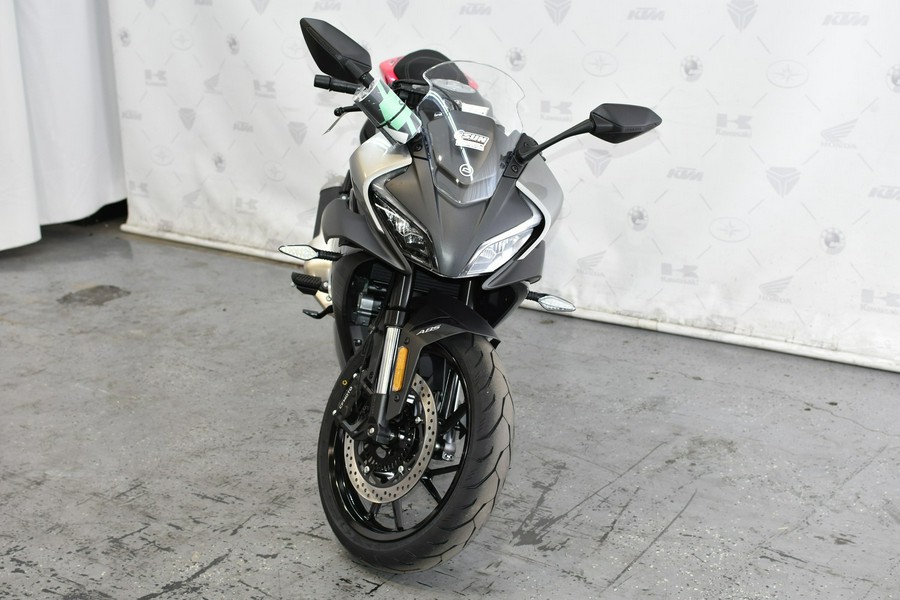 2026 CFMOTO 300 SS