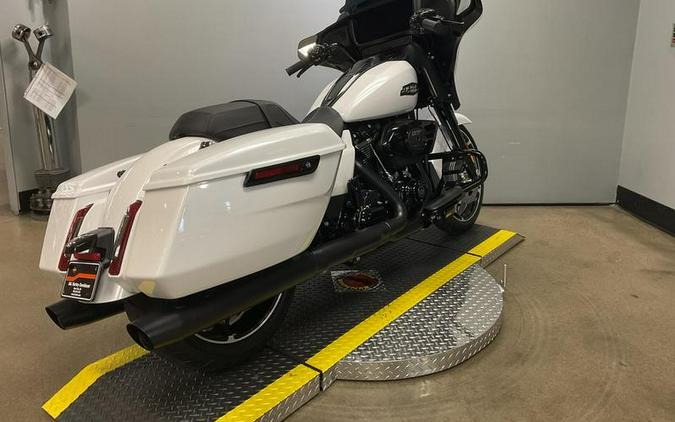 2024 Harley-Davidson® FLHX - Street Glide®