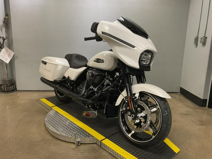 2024 Harley-Davidson® FLHX - Street Glide®