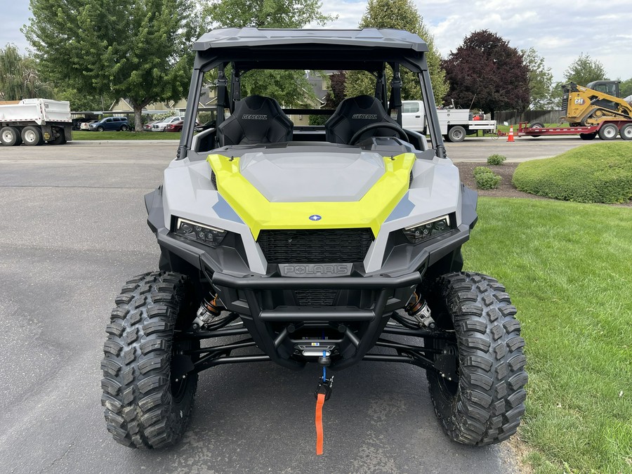 2024 Polaris Industries GENERAL® XP 4 1000 Sport