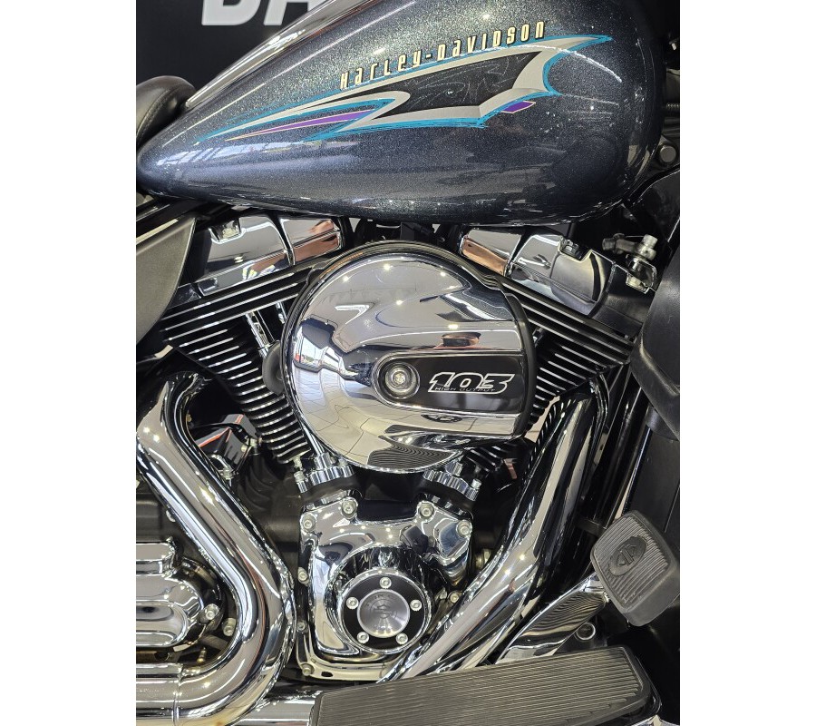 2015 Harley-Davidson Electra Glide Ultra Classic Black Magic