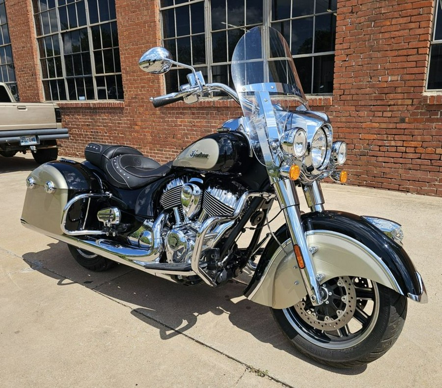 2022 Indian Motorcycle® Springfield® Base