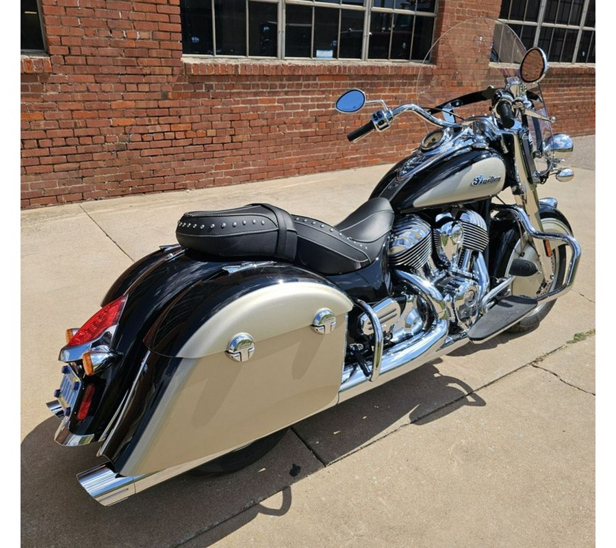 2022 Indian Motorcycle® Springfield® Base