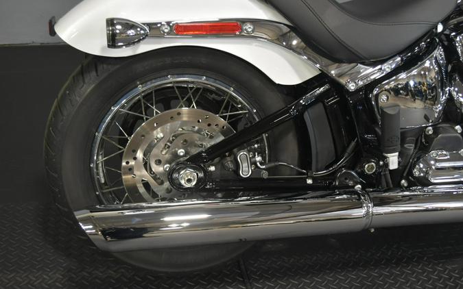 2026 Harley-Davidson Super Glide White Onyx Pearl
