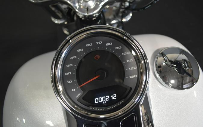 2026 Harley-Davidson Super Glide White Onyx Pearl