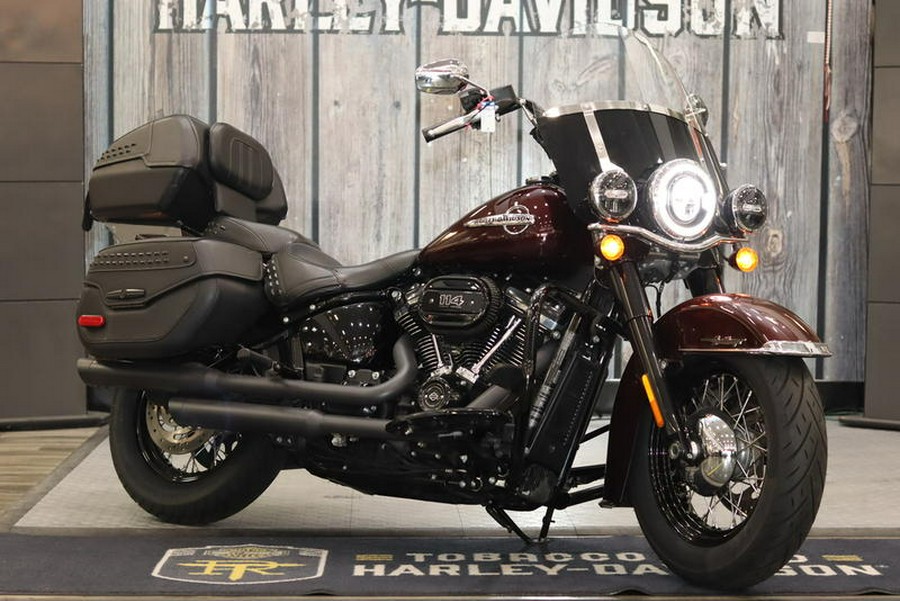 2018 Harley-Davidson® FLHCS - Softail® Heritage Classic 114