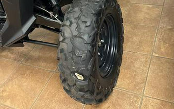 2023 Can-Am® Commander DPS 1000R