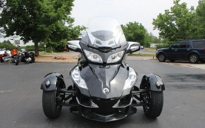 2011 Can-Am® Spyder® RT Audio & Convenience SE5