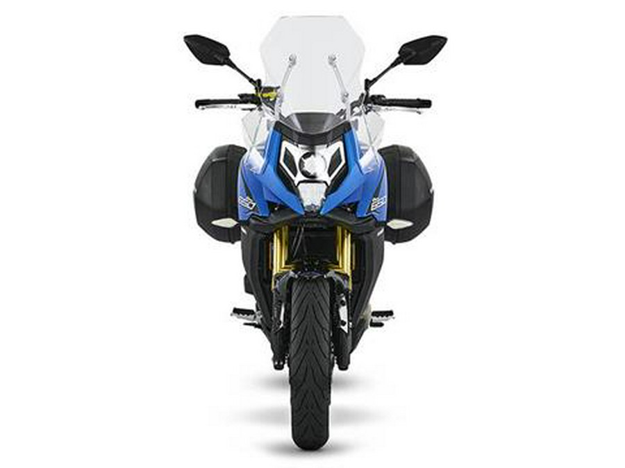 2023 CFMOTO 650 Adventura