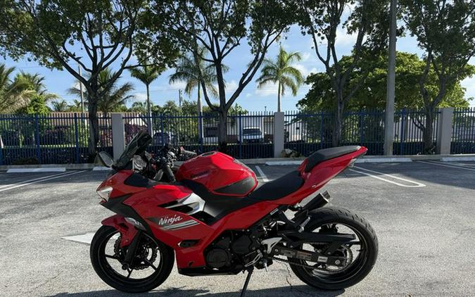 2021 Kawasaki Ninja 400 ABS Passion Red
