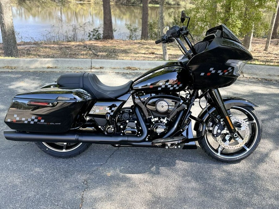 FLTRX 2025 Road Glide™