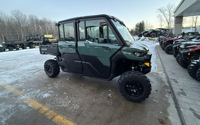 2026 Can-Am® Defender MAX DPS CAB HD10