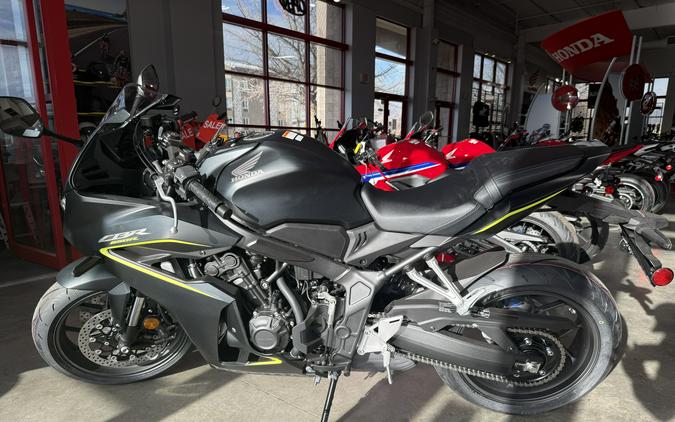 2026 Honda CBR650R E-Clutch