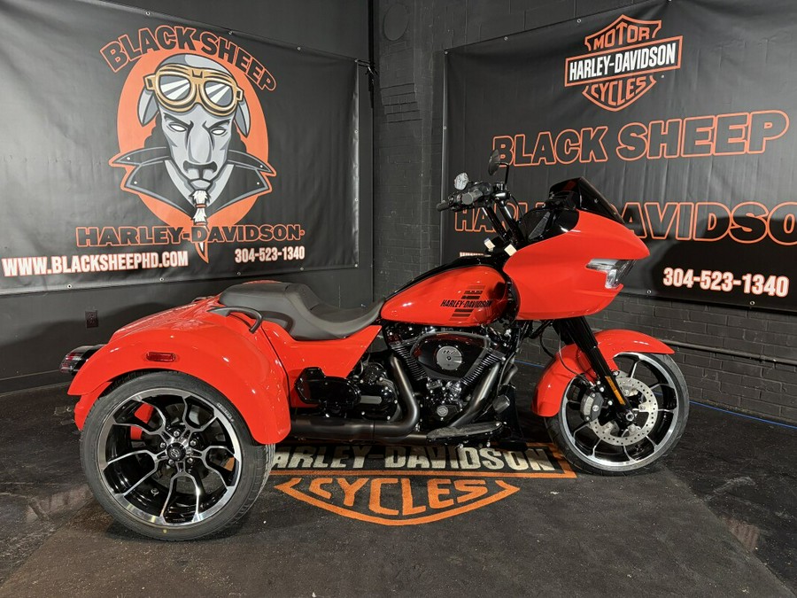 2026 Harley-Davidson® FLTRT Road Glide 3