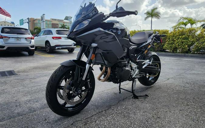 2026 BMW F 900 XR