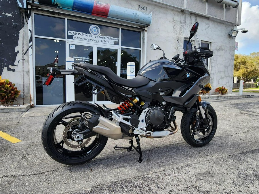2026 BMW F 900 XR