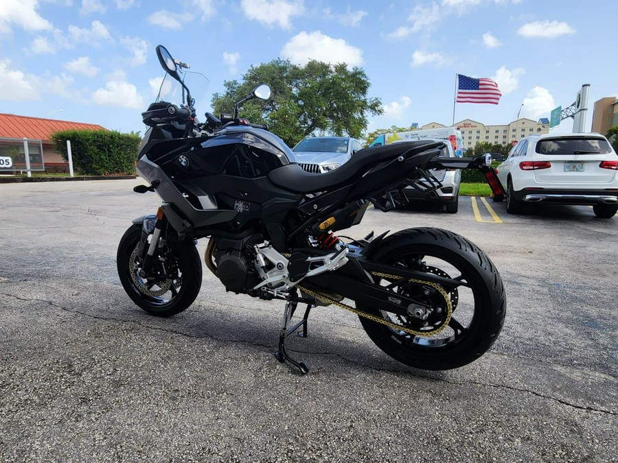 2026 BMW F 900 XR