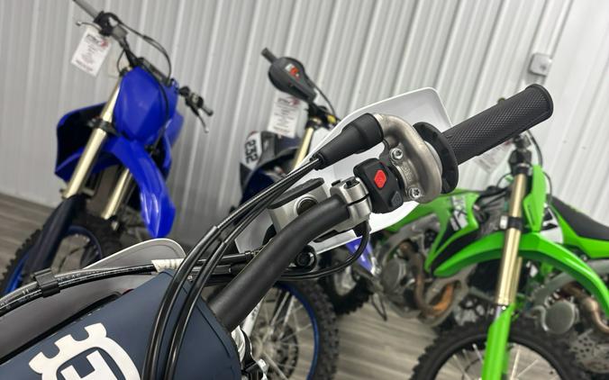 2027 Husqvarna TE 300