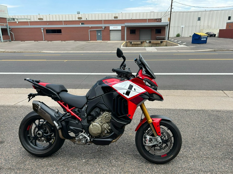 2023 Ducati Multistrada V4 Pikes Peak