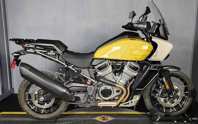 2023 Harley-Davidson® Pan America™ 1250 Special INDUSTRIAL YELLOW/WHITE SAND W/LACED WHEEL