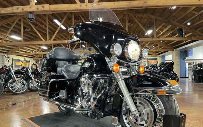 2010 Harley-Davidson FLHTC - Electra Glide Classic