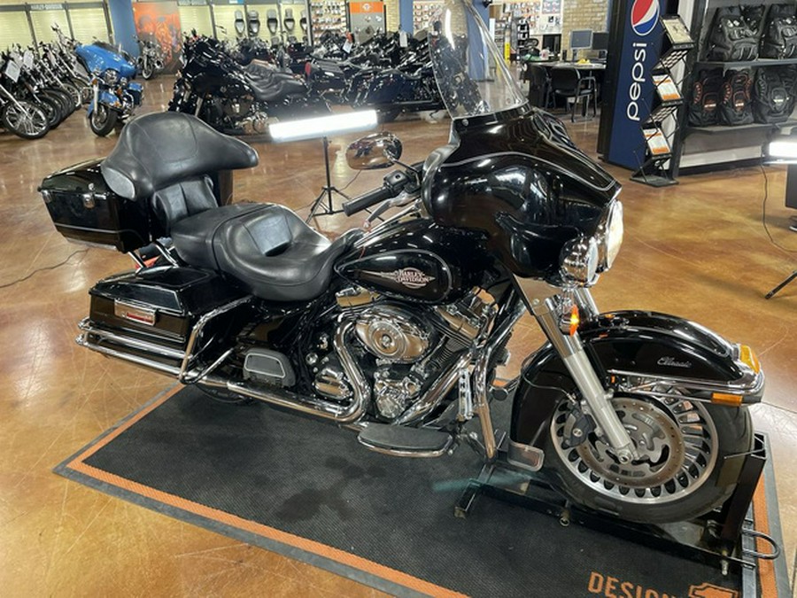 2010 Harley-Davidson FLHTC - Electra Glide Classic