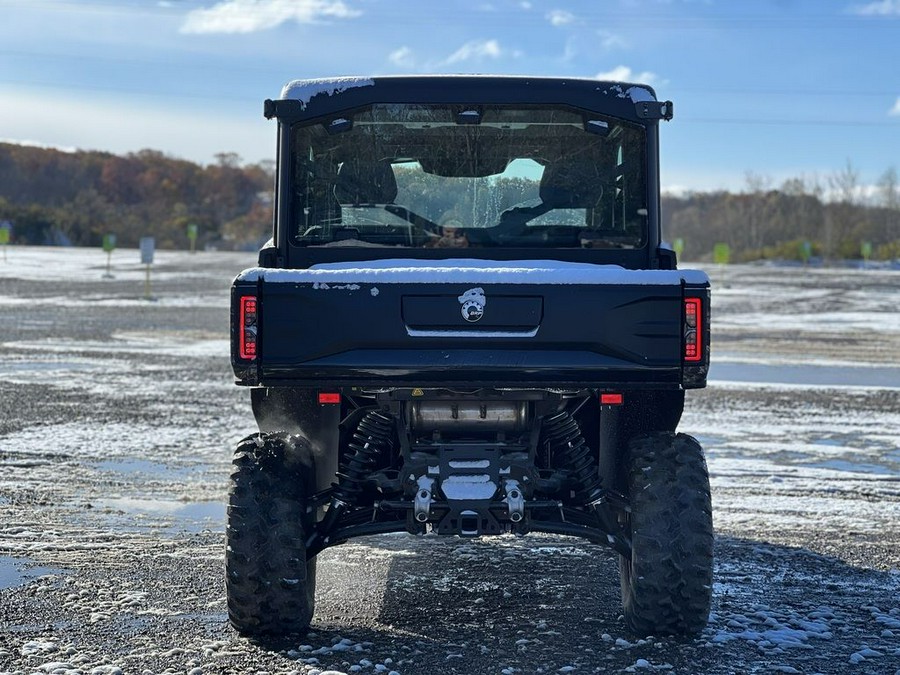 2026 Can-Am Defender MAX XT CAB HD11