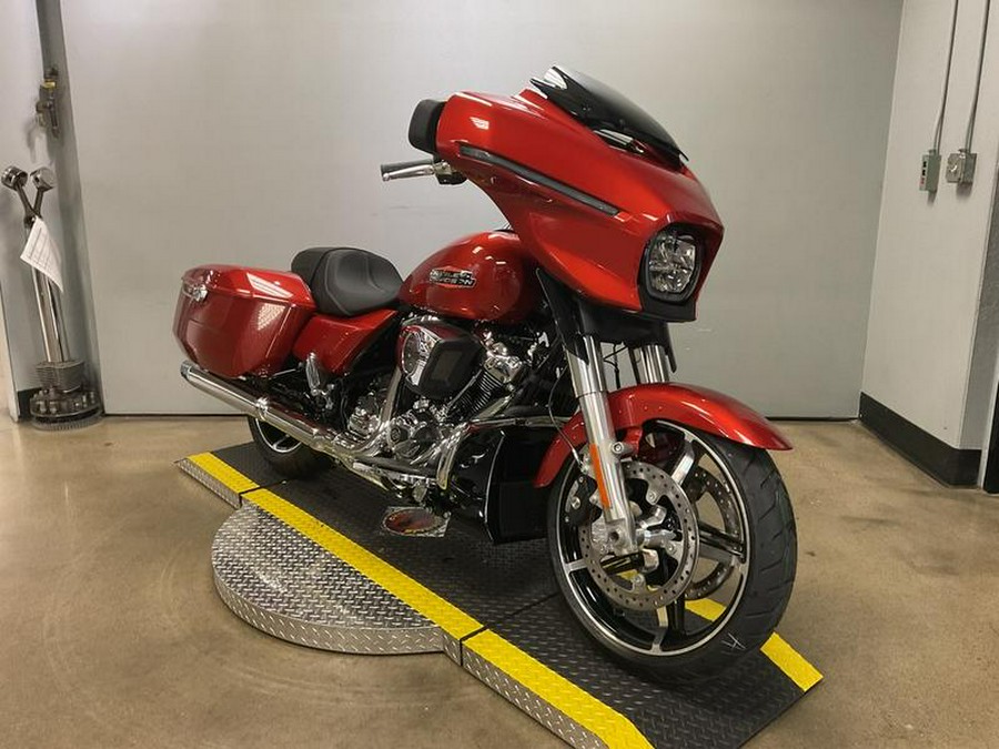 2024 Harley-Davidson® FLHX - Street Glide®