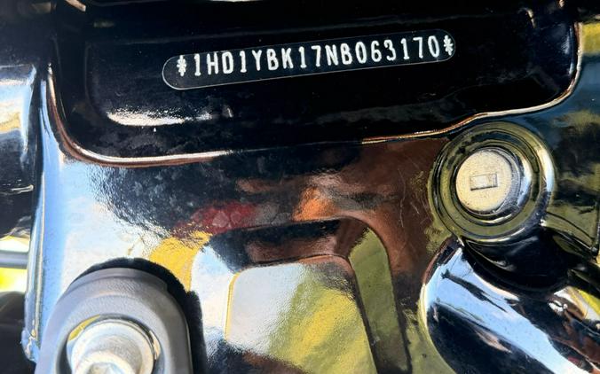 2022 Harley-Davidson Heritage Classic 114