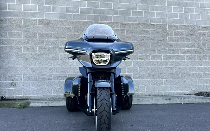 2026 Harley-Davidson® Street Glide 3 Limited Iron Horse Metallic