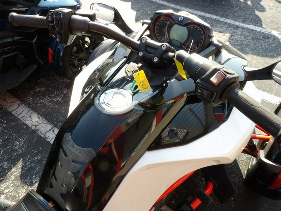 2015 Can-Am Spyder F3 S 6-Speed Semi-Automatic (SE6)