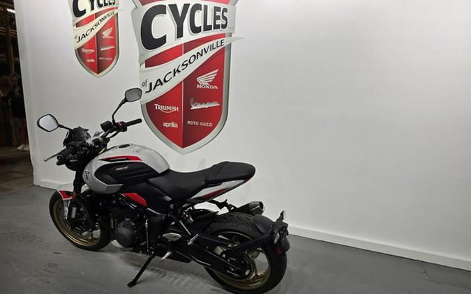 2026 Triumph Trident 800 Ash grey