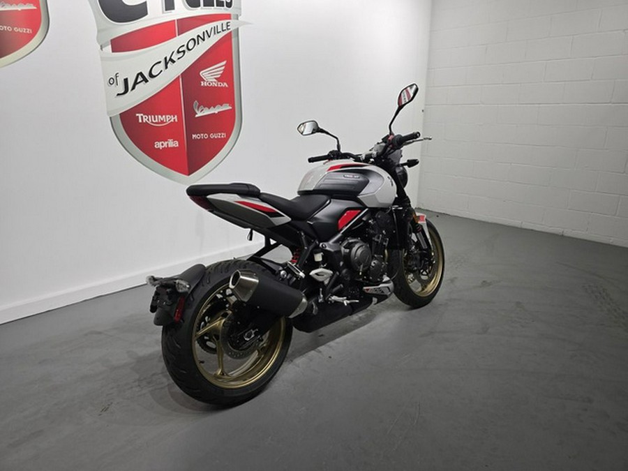 2026 Triumph Trident 800 Ash grey