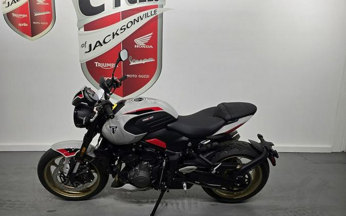 2026 Triumph Trident 800 Ash grey