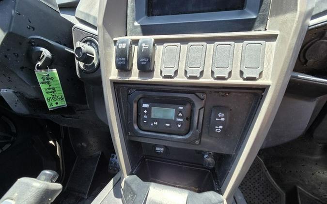 2024 Yamaha Wolverine RMAX4 1000 XT-R