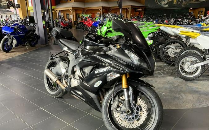 2013 Kawasaki Ninja® ZX™ -6R, ZX636